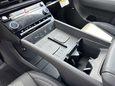 New 2025 Hyundai Santa Fe Calligraphy image 19