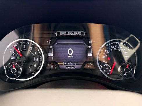 Used 2021 RAM 1500 Laramie AWD/4WD image 19