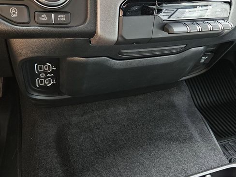 New 2026 RAM 1500 Classic Warlock AWD/4WD image 18