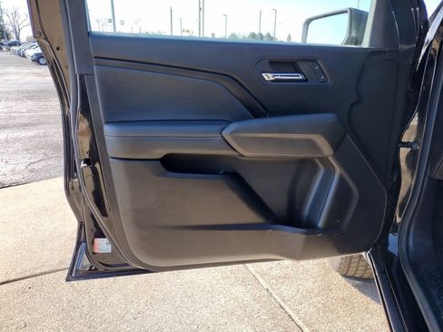 Used 2024 Chevrolet Colorado LT w/ LT Convenience Package AWD/4WD image 20