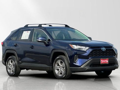 Used 2024 Toyota RAV4 XLE w/ Convenience Package AWD/4WD image 8