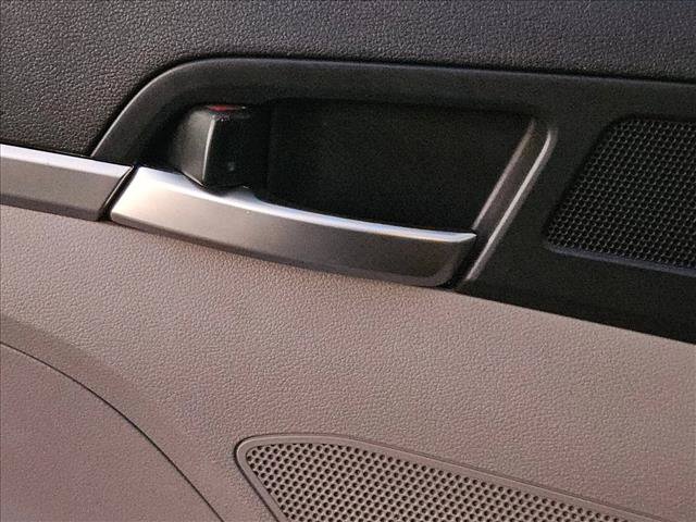 Used 2020 Hyundai Elantra SE FWD image 7