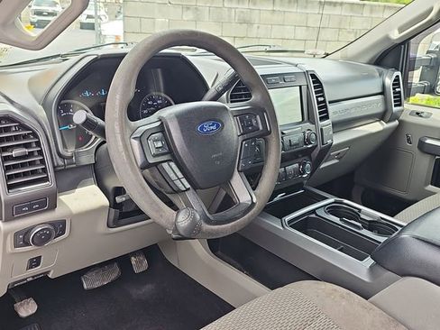 Used 2019 Ford F250 XLT w/ XLT Premium Package AWD/4WD image 13