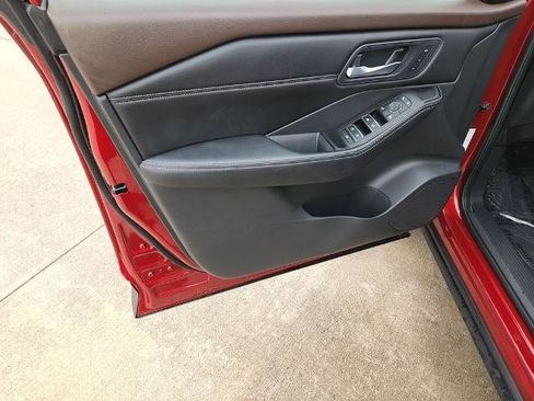 Certified 2023 Nissan Rogue SL w/ SL Premium Package image 30