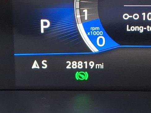 Used 2024 Volkswagen Tiguan SE image 21