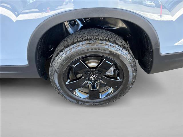 Used 2025 Honda Ridgeline Black Edition image 23