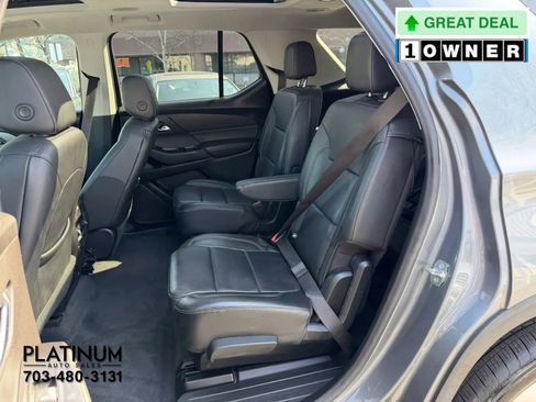 Used 2019 Chevrolet Traverse LT w/ LT Premium Package image 17