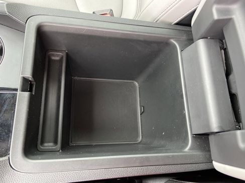 Used 2024 Honda Pilot EX-L image 40