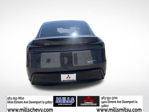 Used 2026 Tesla Model Y Long Range AWD/4WD image 4