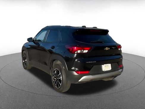 Used 2025 Chevrolet TrailBlazer LT image 11