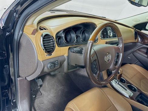 Used 2017 Buick Enclave Leather w/ Trailering Package image 10