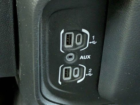 Used 2021 RAM 1500 Big Horn AWD/4WD image 22