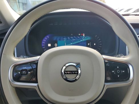 Certified 2023 Volvo XC90 B6 Plus w/ Protection Package Premier image 19