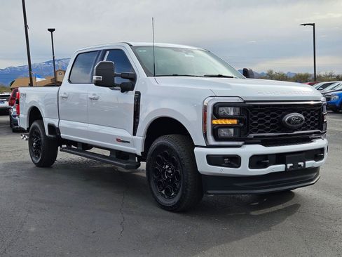 New 2026 Ford F350 Lariat w/ Black Appearance Package AWD/4WD image 3