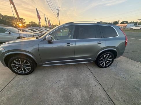 Used 2019 Volvo XC90 T6 Momentum w/ Protection Package Premier AWD/4WD image 14