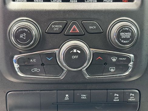 Used 2018 RAM 1500 Big Horn AWD/4WD image 16