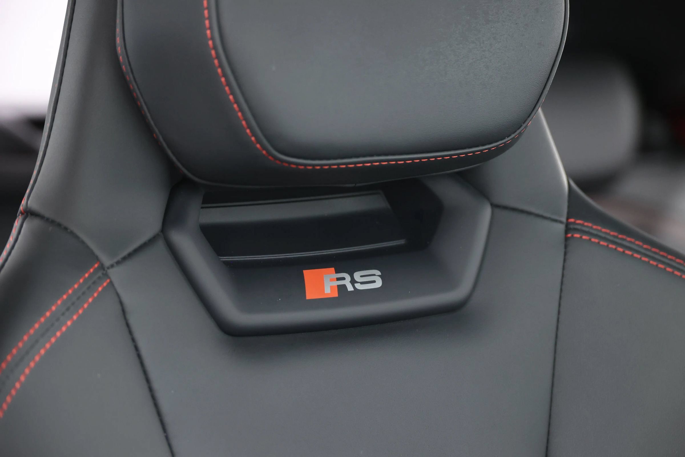 Used 2022 Audi RS e-tron GT w/ Year 1 Package AWD/4WD image 92
