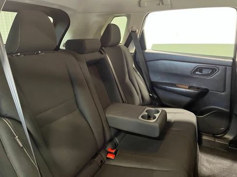 Used 2024 Nissan Rogue S AWD/4WD image 14