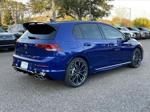 New 2026 Volkswagen Golf image 3