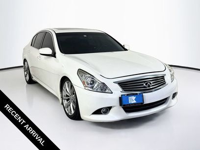 Used 2013 INFINITI G37 Journey w/ Premium Pkg