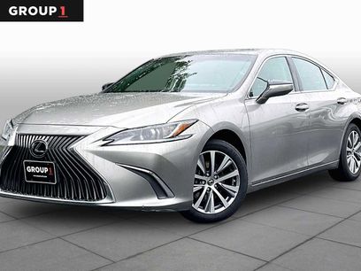 Used 2019 Lexus ES 350 w/ Accessory Package 2