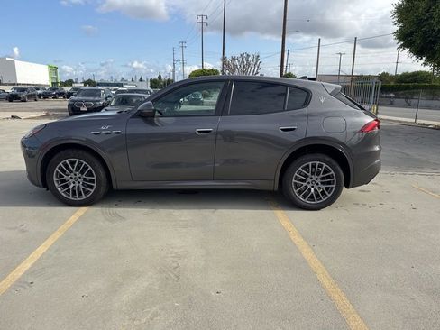 Used 2023 Maserati Grecale GT AWD/4WD image 2