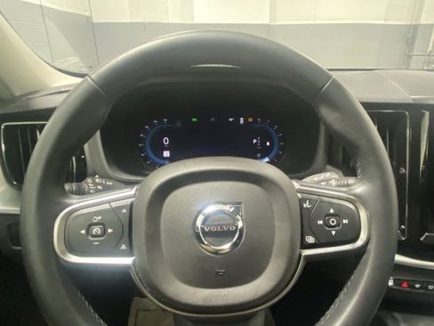 Used 2023 Volvo XC60 B5 Core w/ Climate Package image 15