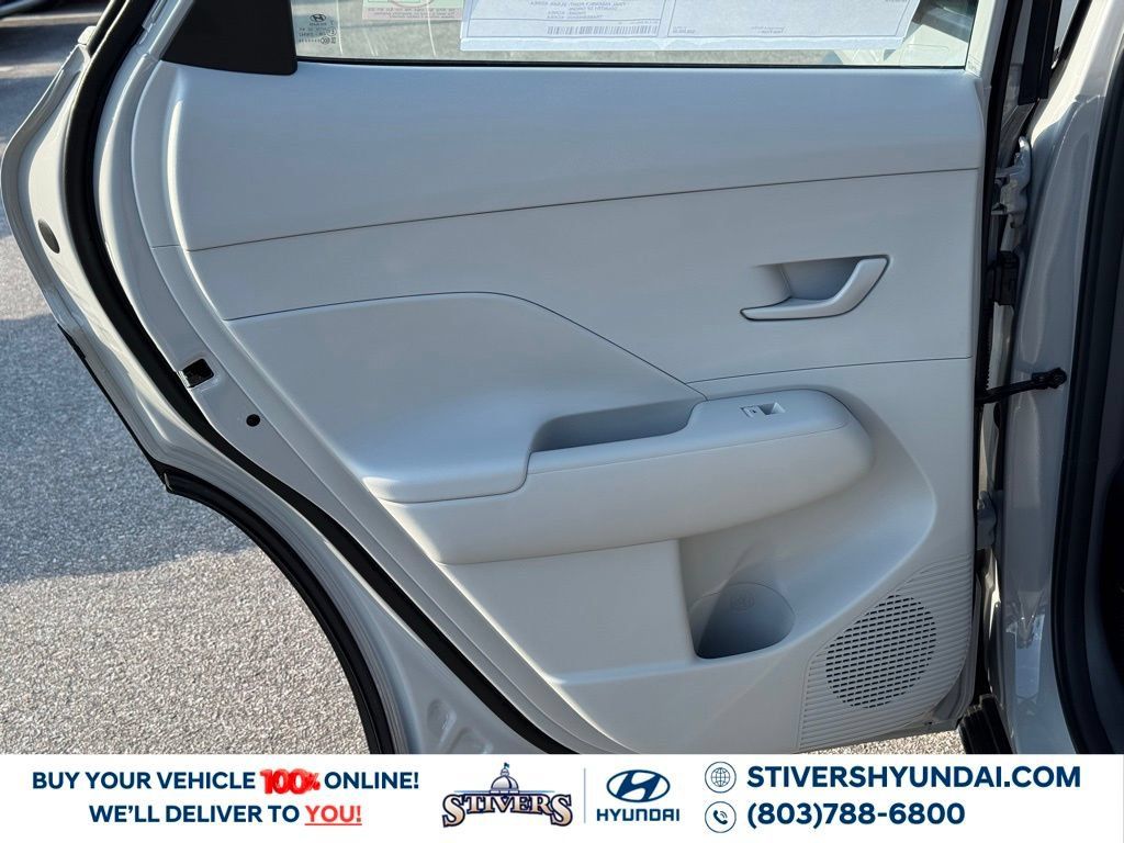 Used 2026 Hyundai Kona SE FWD image 16
