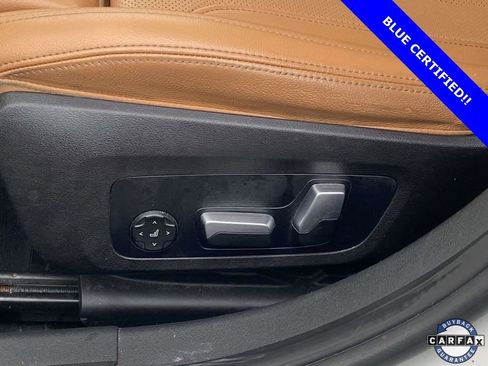 Used 2023 BMW 330i Sedan w/ Premium Package image 15