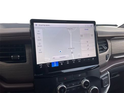 Used 2023 Ford Expedition Max Limited image 12