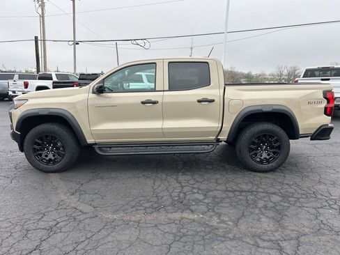 Used 2024 Chevrolet Colorado Trail Boss w/ Advanced Trailering Package AWD/4WD image 8