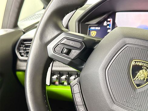 Used 2018 Lamborghini Huracan LP 580-2 image 24