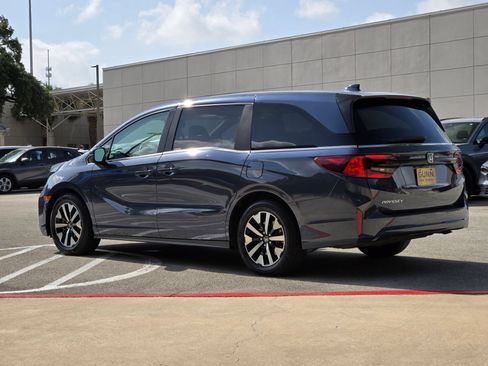 Certified 2025 Honda Odyssey EX-L image 5