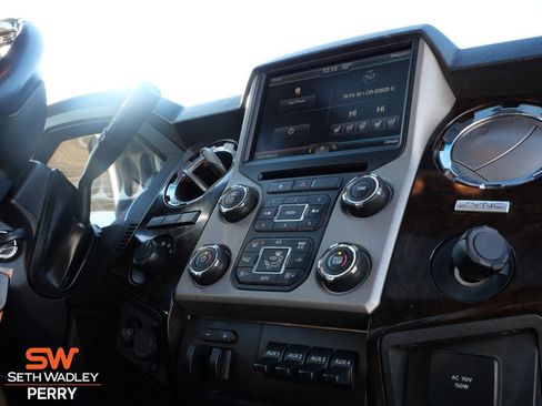 Used 2016 Ford F450 Platinum image 18