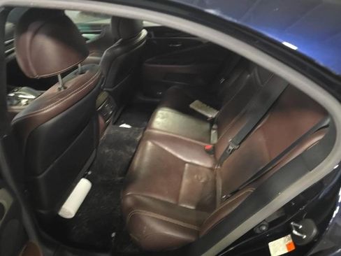 Used 2017 Lexus LS 460 RWD image 13