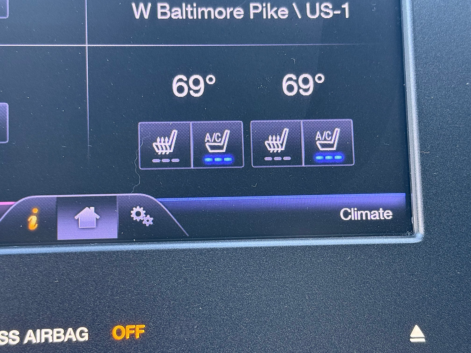 Used 2013 Lincoln MKZ AWD image 22