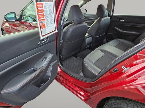 Used 2022 Nissan Altima 2.5 SR image 21