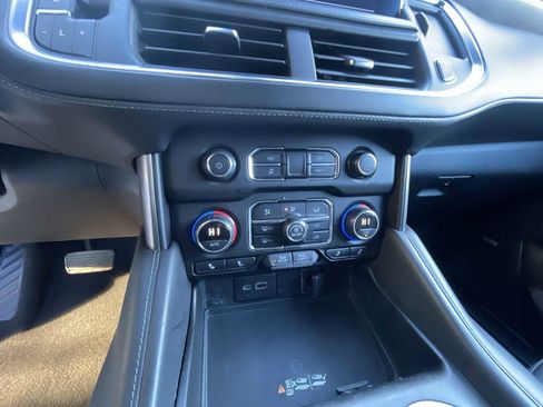 Certified 2021 Chevrolet Tahoe LT w/ LT Signature Package image 35