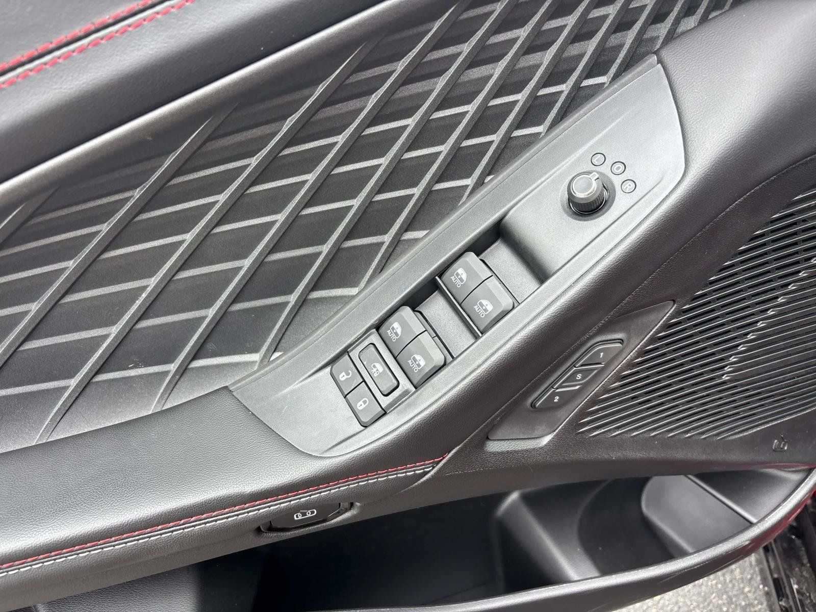 New 2026 Dodge Charger R/T AWD/4WD image 10