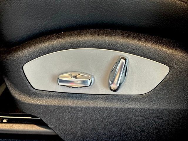 Used 2022 Porsche Macan S AWD/4WD image 24