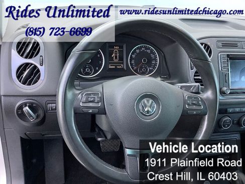Used 2017 Volkswagen Tiguan SEL FWD image 17