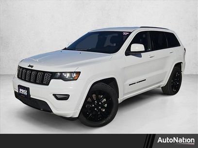 Used 2017 Jeep Grand Cherokee Altitude