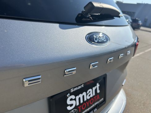 Used 2024 Ford Escape ST-Line Elite AWD/4WD image 8