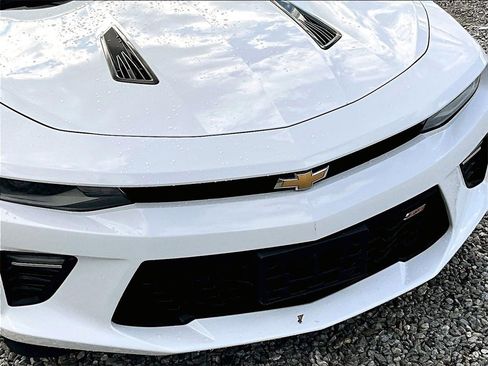 Used 2017 Chevrolet Camaro SS image 22