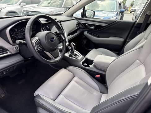 Certified 2023 Subaru Outback Limited AWD/4WD image 4