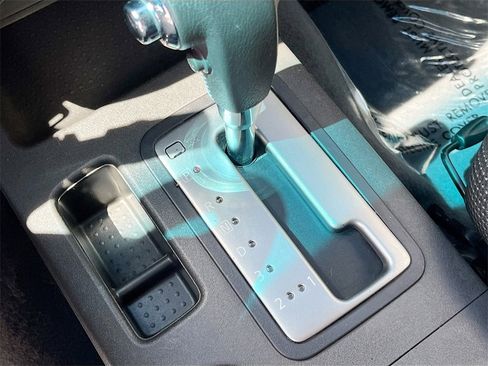 Used 2019 Nissan Frontier PRO-4X image 17