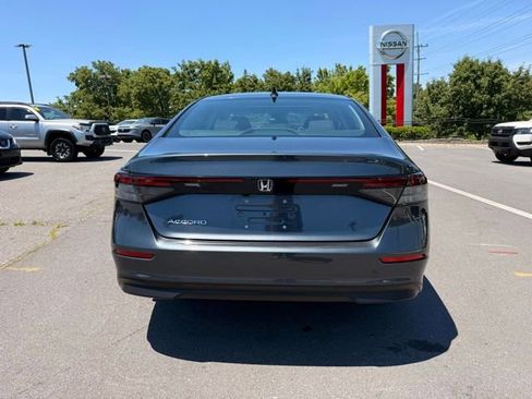 Used 2023 Honda Accord EX image 6