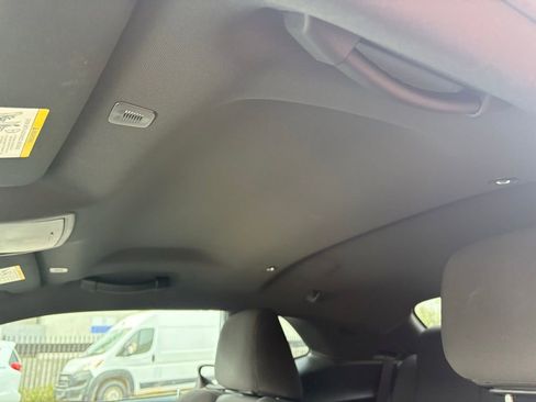 Used 2023 Dodge Challenger R/T Scat Pack image 9