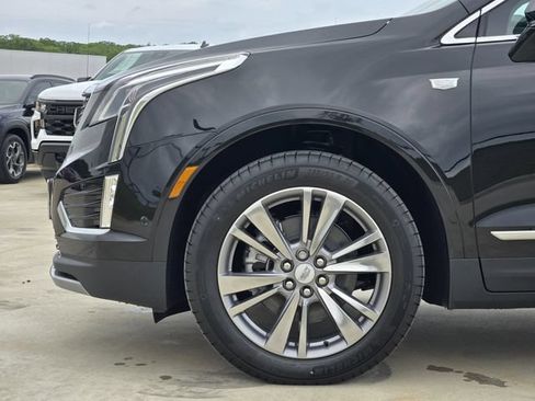 New 2026 Cadillac XT5 Premium Luxury w/ Driver Assist Package FWD image 7