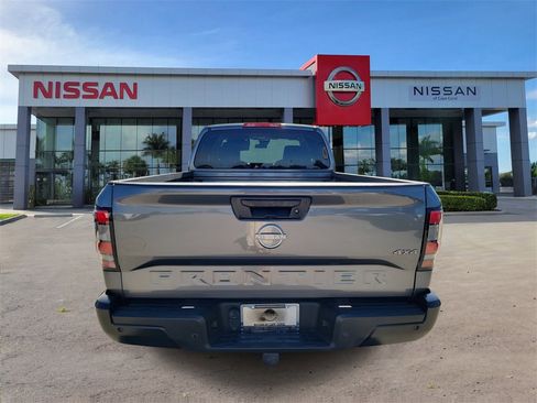 Used 2022 Nissan Frontier S w/ Technology Package image 5